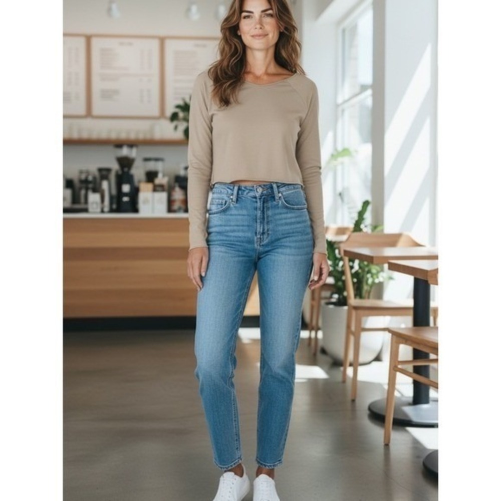 Women's sizeā Medium Long Sleeve Scoop Neck Crop Top - Taupe Wild Fable Tan